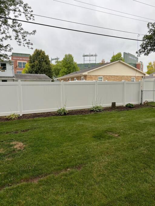 Villa Curly'S Quarters Green Bay Exterior foto